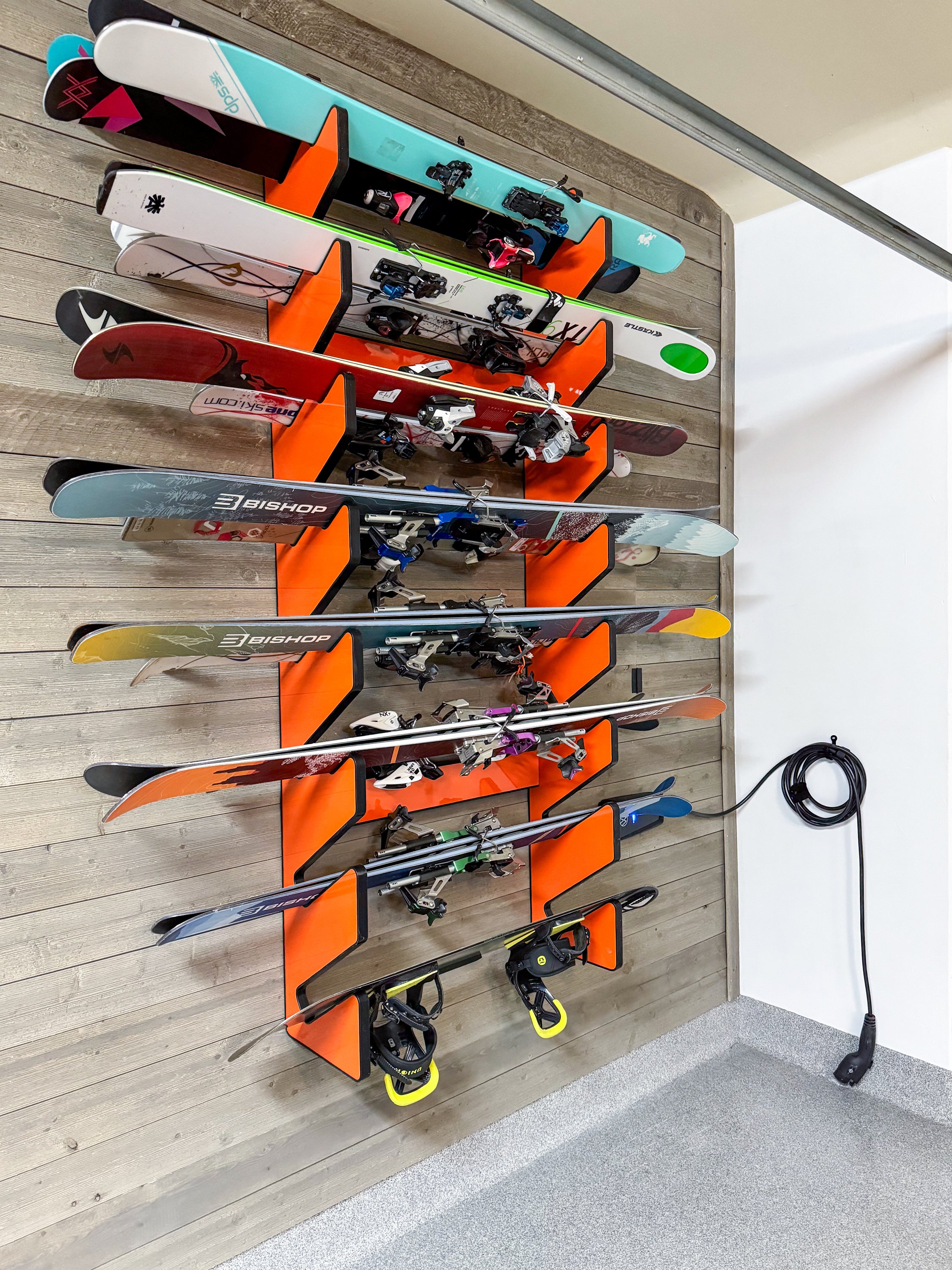 Ultimate ski rack in Orange